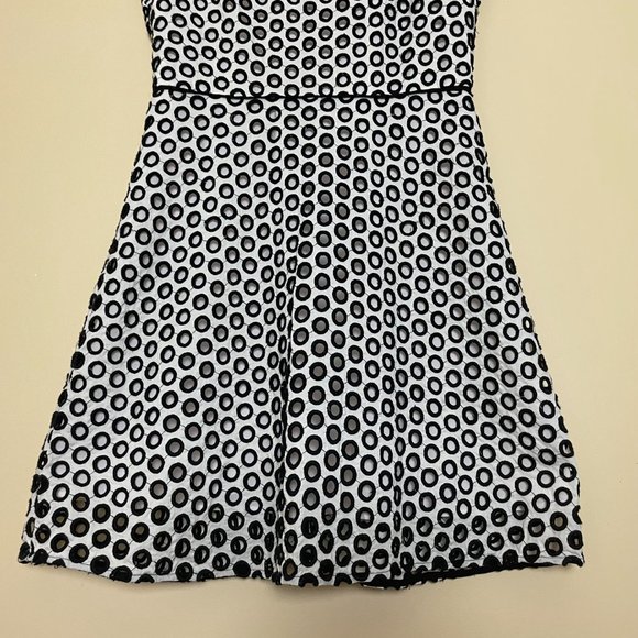 J. Crew Fit & Flare Eyelet Sleeveless Dress Size 10 Business Casual Retro - Picture 5 of 9